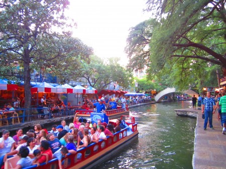 The beautiful river walk (a.k.a  the "Venice" of America)